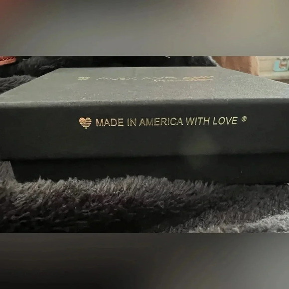 Alex and Ani | Mom, Expandable Rafaelian Bangle Bracelet. - Picture 8 of 9